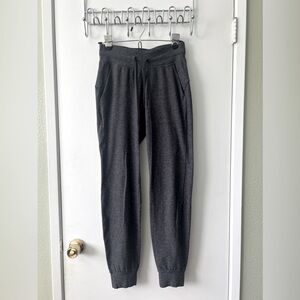 Lululemon Ready to Rulu Joggers in Heathered Dark Cast/ Black, Size 4, 29”